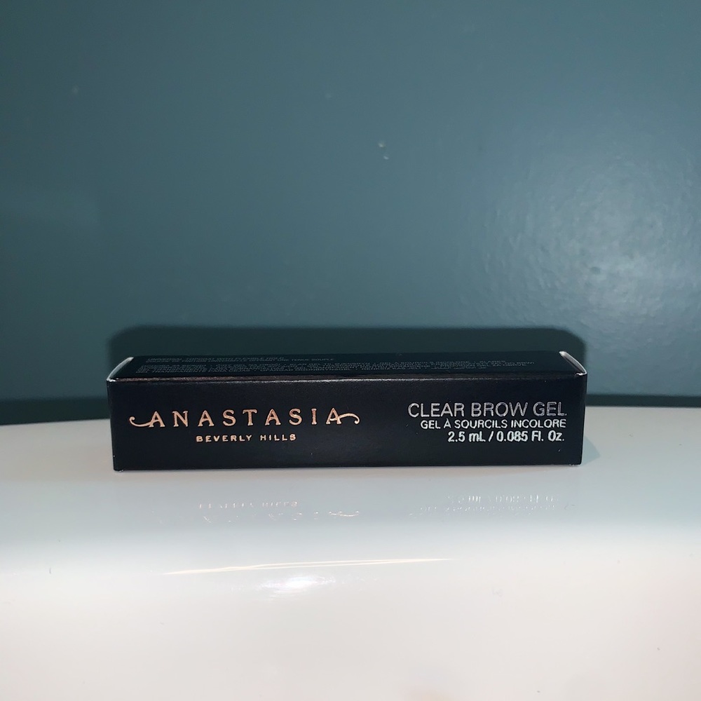 New Anastasia brow gel :)